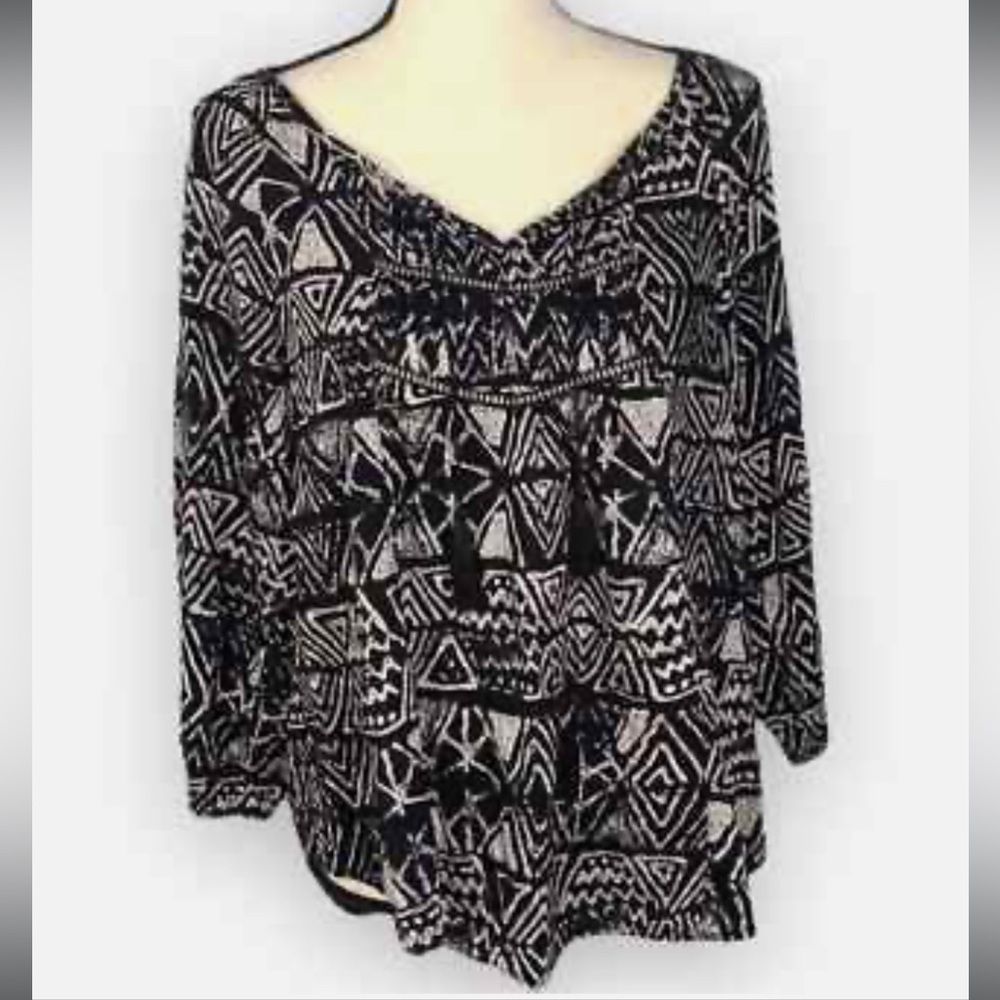 Mossimo Supply Co Tribal Aztec Print Blouse Cream and Black L